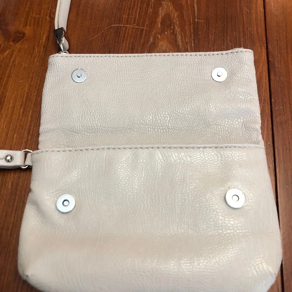 Jennifer Lopez JLO foldover purse/wristlet
